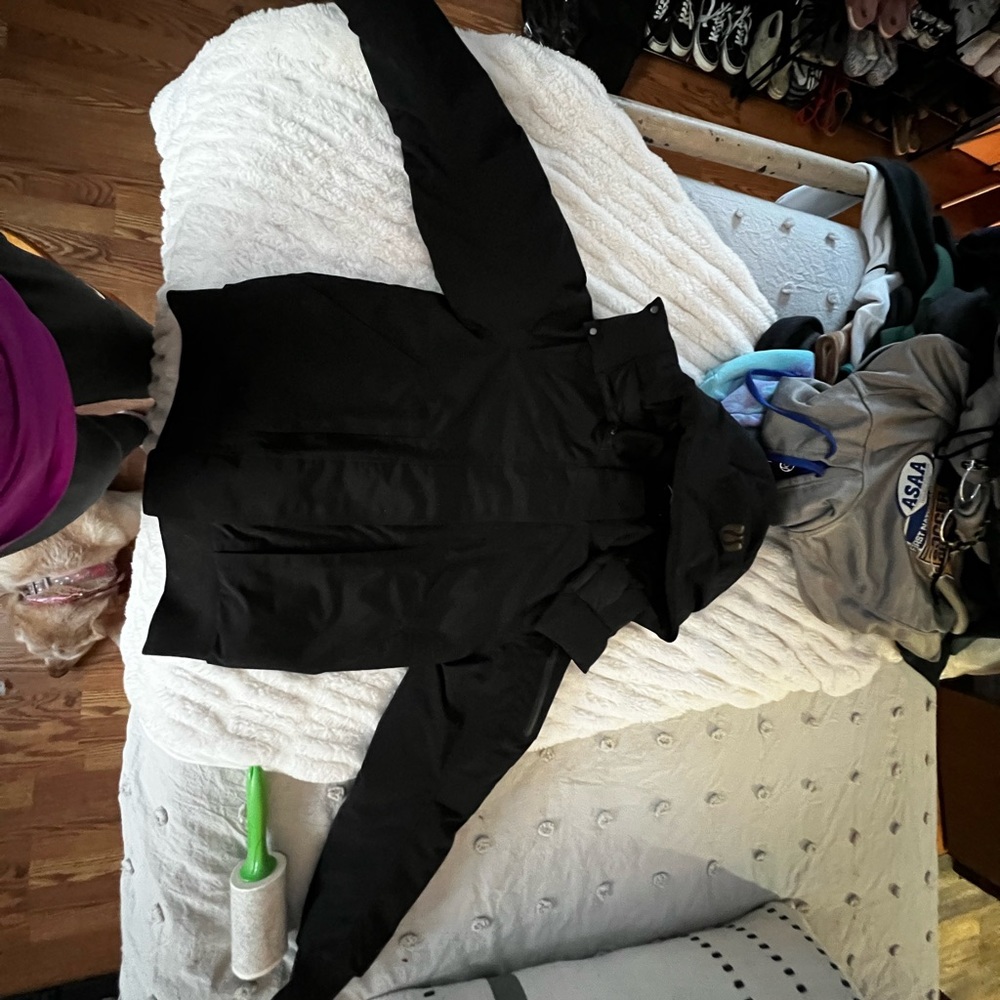 Lululemon out door jacket